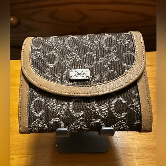 Celine Brown Canvas & Leather Kisslock Wallet. Full Inclusion. EUC. - Picture 3 of 9